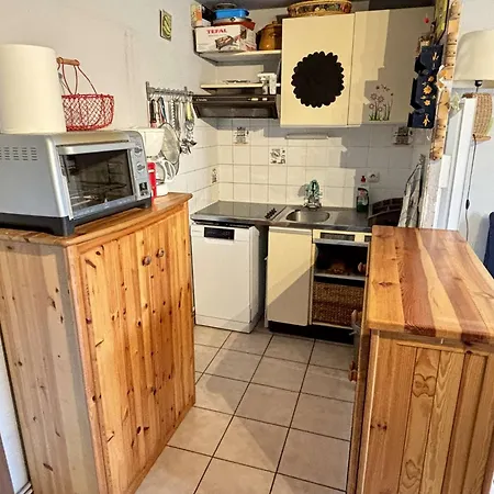 Holiday home Maison 3 Pieces Avec Mezzanine, 6 Couchages, Proche Plage, Parking Prive, Animaux Acceptes - Fr-1-225-760