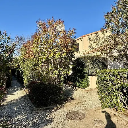 Holiday home Maison 3 Pieces Avec Mezzanine, 6 Couchages, Proche Plage, Parking Prive, Animaux Acceptes - Fr-1-225-760 *